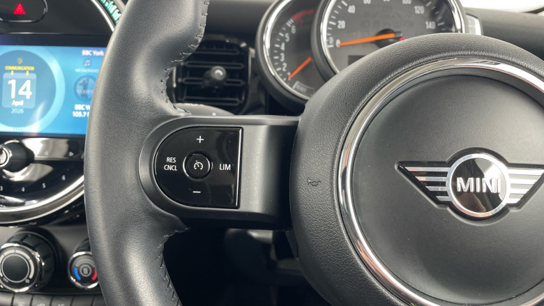 MINI Hatchback 1.5 One Classic 5dr Petrol Hatchback